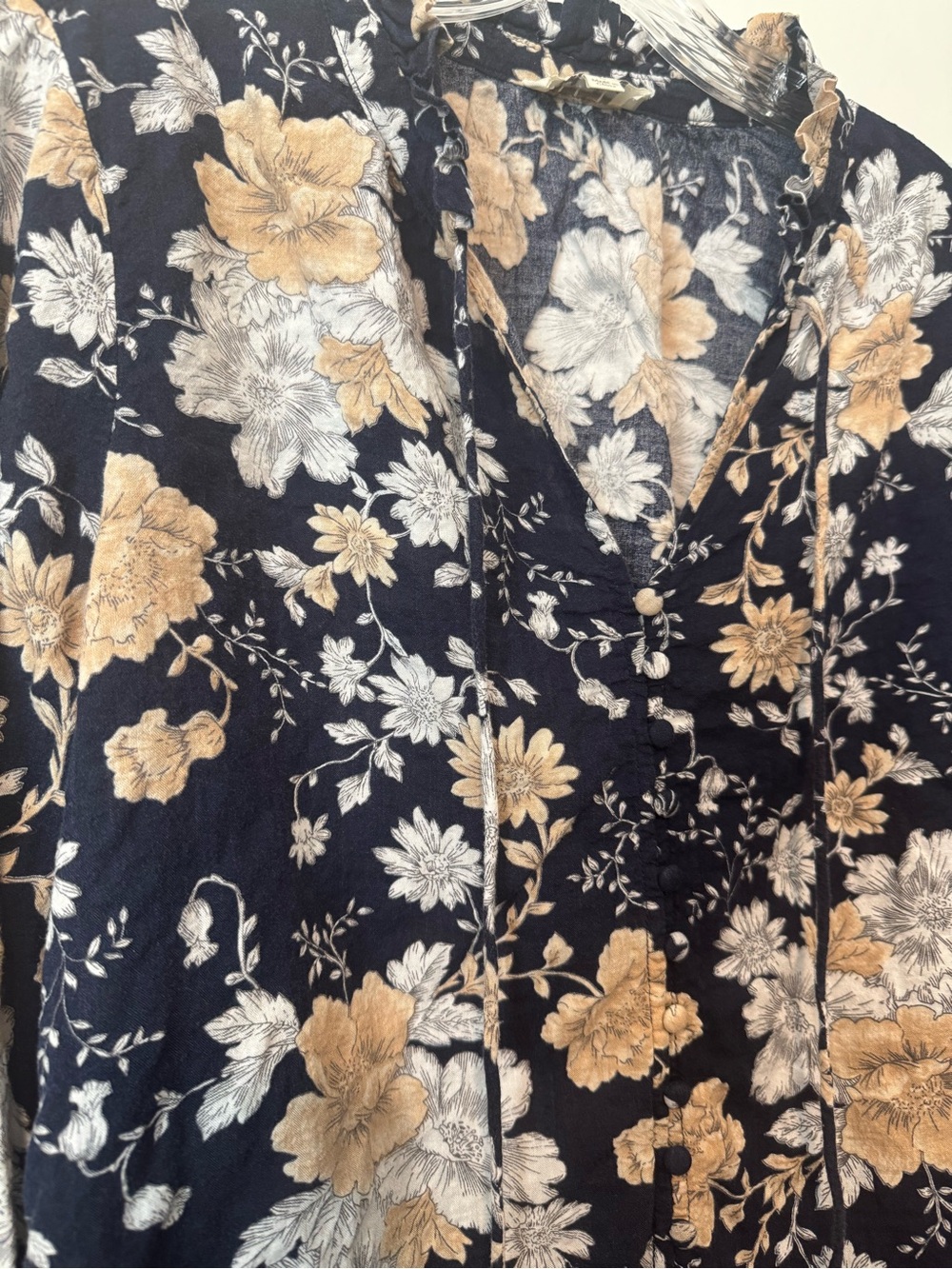 Umgee Floral Boho Peasant Blouse Navy Beige Bell Sleeve Tie Neck Size Large - Picture 5 of 7